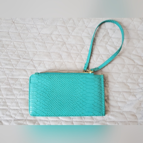 Steve Madden Wristlet Purse Faux Leather Tiffany blue Zip Top Pocket Loop Strap - Picture 9 of 15